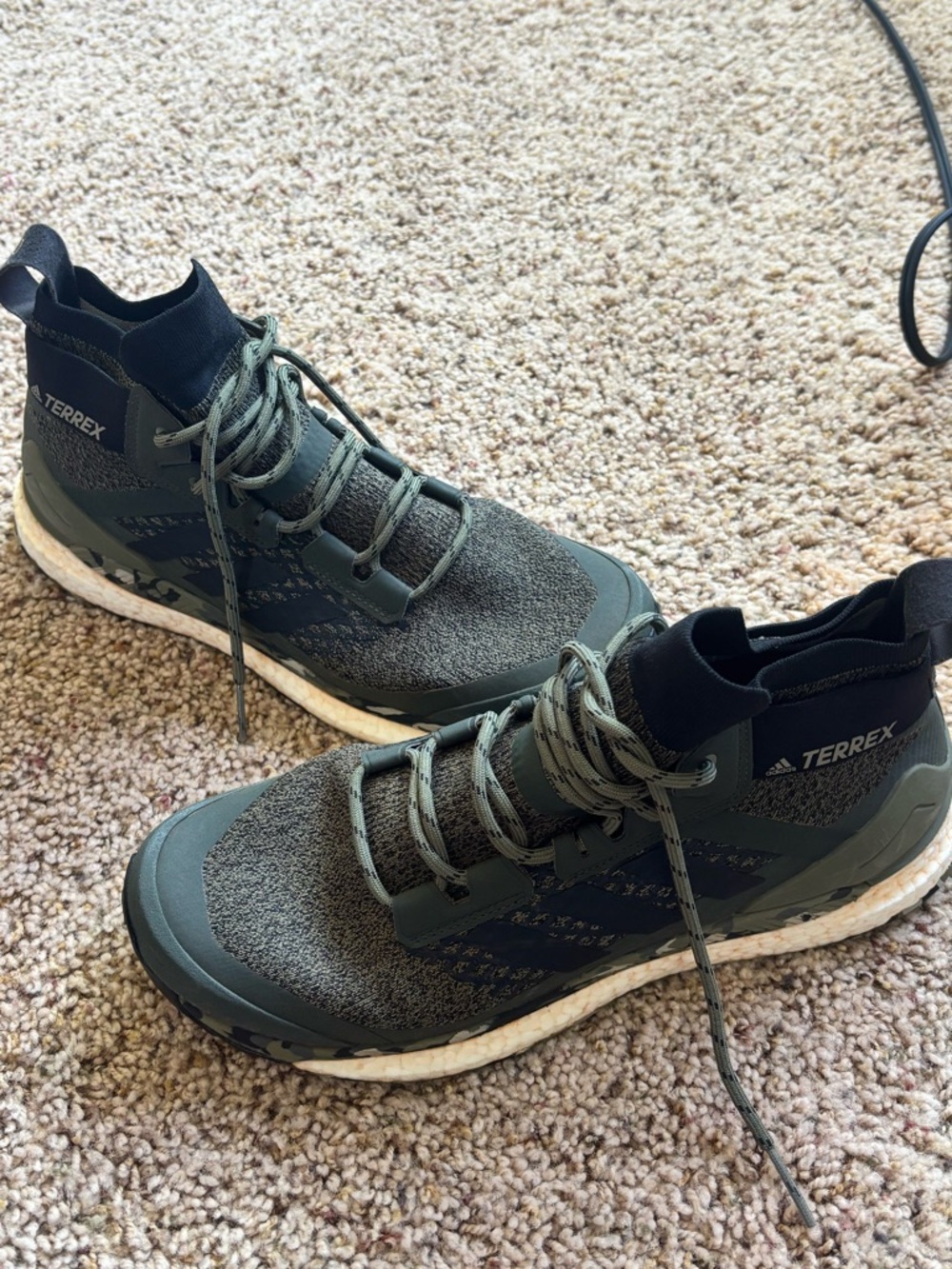 Adidas Terrex Hiking Boots - Picture 8 of 12